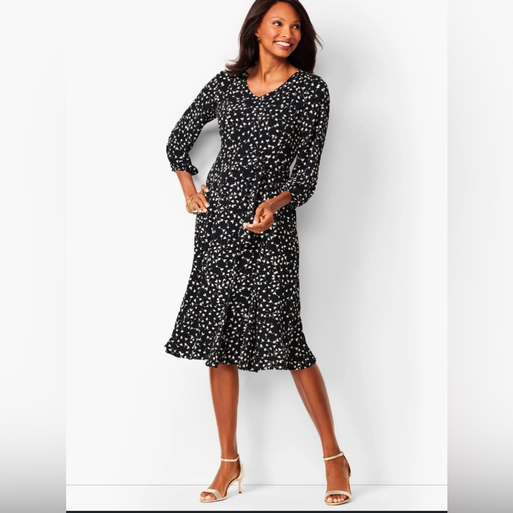 NWT Talbots fully lined fit and flare belted dress in black with white pattern